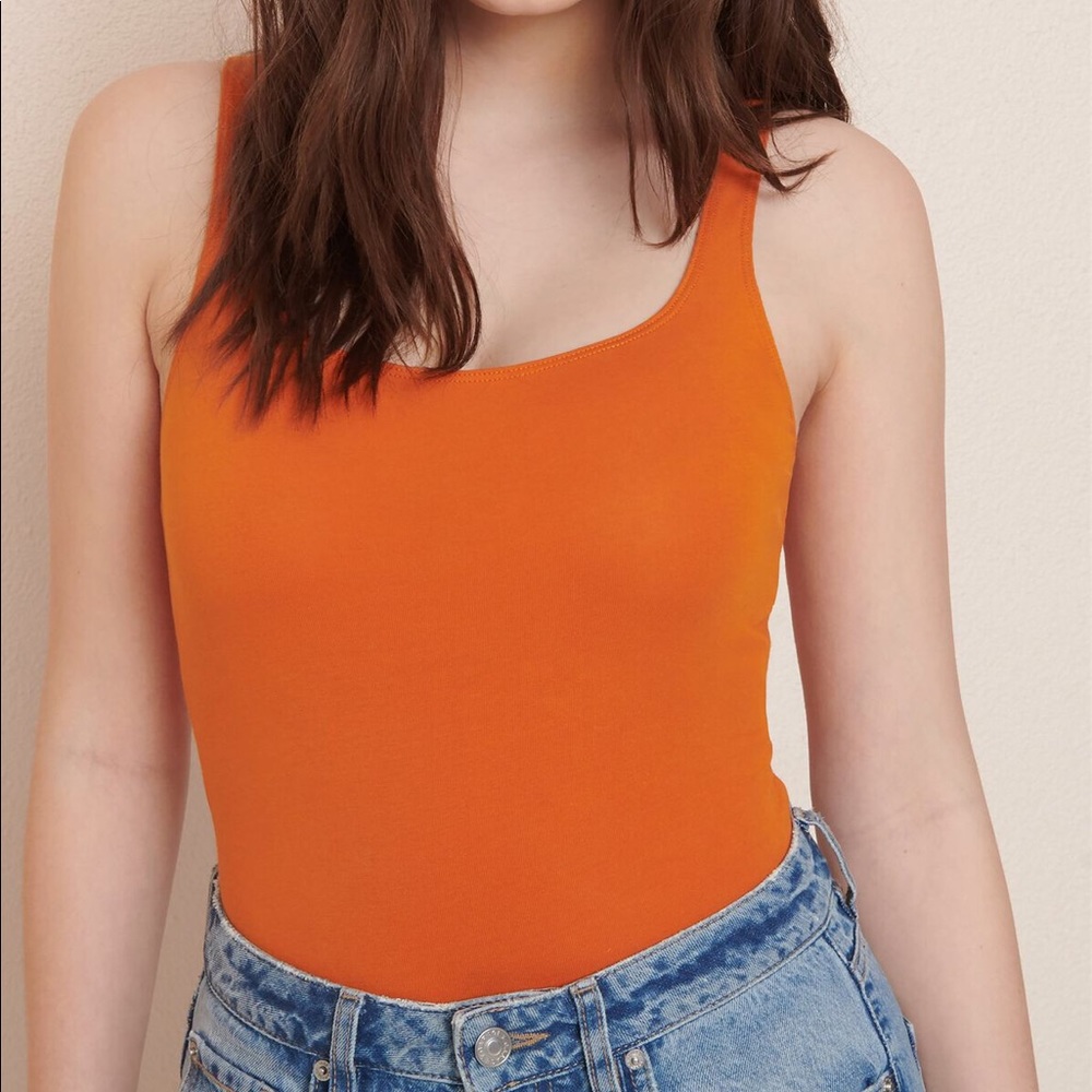 Garage essential scoop bodysuit